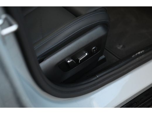 BMW 5 Serie 550e xDrive High Executive M Sport Automaat / Panoramadak / Adaptief onderstel professional / Ada... ActivLease financial lease