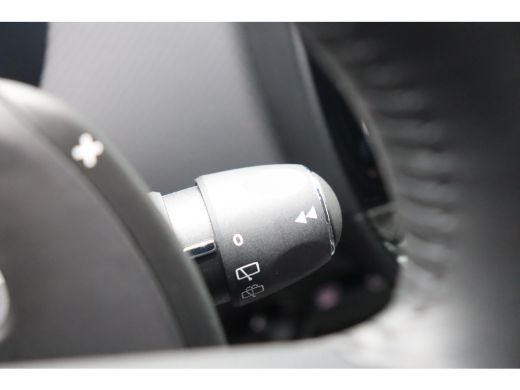 Citroën C5 Aircross Citro&euml;n 1.2 HYBRID 136PK &Euml;-SERIES AUTOMAAT / NAVI / LEDER / CLIMA / LED / PDC / 19" LMV / ALCANTA... ActivLease financial lease