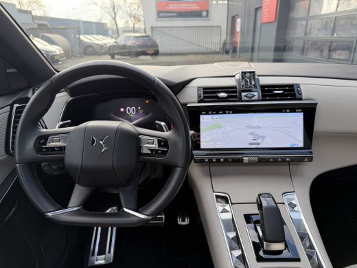 DS DS 7 225pk E-Tense Etoile (Elektrisch Schuifdak - Trekhaak - Focal Electra - NightVision - Leder incl ... ActivLease financial lease