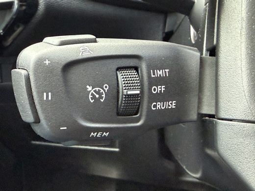 DS DS 7 225pk E-Tense Etoile (Elektrisch Schuifdak - Trekhaak - Focal Electra - NightVision - Leder incl ... ActivLease financial lease