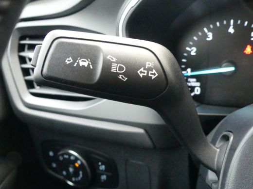 Ford Focus 1.0 EcoBoost Hybrid 125PK Titanium | ADAPTIVE CRUISE | DODEHOEKDETECTIE | CAMERA | PRIVACY GLAS | ActivLease financial lease