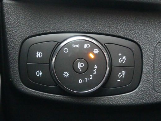 Ford Focus 1.0 EcoBoost Hybrid 125PK Titanium | ADAPTIVE CRUISE | DODEHOEKDETECTIE | CAMERA | PRIVACY GLAS | ActivLease financial lease