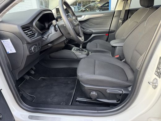 Ford Focus 1.0 EcoBoost Hybrid Titanium X 125pk | Afn. Trekhaak | Winter Pack | B&O | Full Led | Camera | ActivLease financial lease