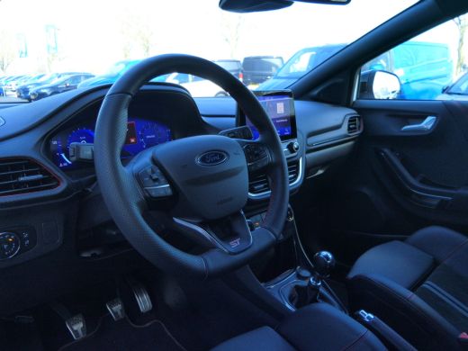 Ford Puma 1.5 EcoBoost 200pk ST-X Ford Performance Stoelen! | B&O | Winter Pakket | Navi | ActivLease financial lease