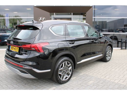 Hyundai Santa Fe 1.6 T-GDI PHEV Comfort Smart 7p. | Eleketrisch bedienbare stoelen | Lederen bekleding | Navigatie... ActivLease financial lease