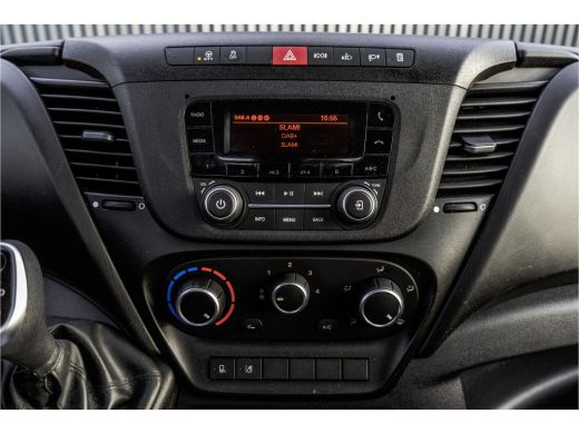 Iveco Daily 40C18 3.0L | Automaat | BE-Combi | Dieplader | Airco | Euro 6 ActivLease financial lease