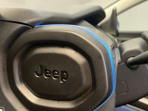 Jeep Avenger Summit 54 kWh Navigatie | Stoelverwarming | Carplay |  | 11 kW lader | Achteruitrijcamera | Bande... ActivLease financial lease