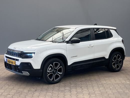 Jeep Avenger Summit 54 kWh Navigatie | Stoelverwarming | Carplay | | 11 kW lader | Achteruitrijcamera | Cruise... ActivLease financial lease