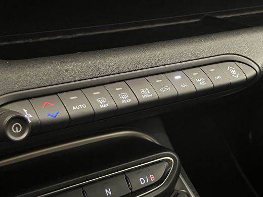 Jeep Avenger Summit 54 kWh Navigatie | Stoelverwarming | Carplay | | 11 kW lader | Achteruitrijcamera | Cruise... ActivLease financial lease