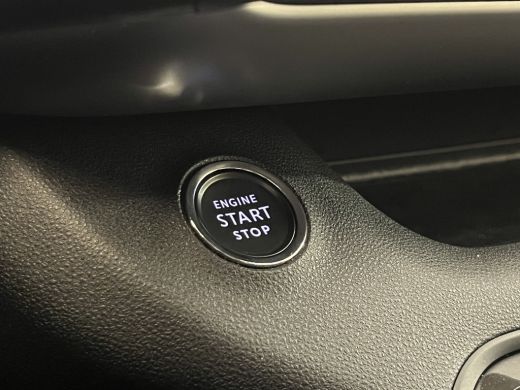 Jeep Avenger Summit 54 kWh Navigatie | Stoelverwarming | Carplay | | 11 kW lader | Achteruitrijcamera | Cruise... ActivLease financial lease