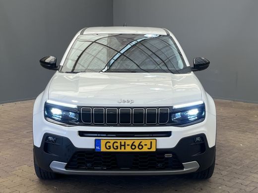Jeep Avenger Summit 54 kWh Navigatie | Stoelverwarming | Carplay | | 11 kW lader | Achteruitrijcamera | Cruise... ActivLease financial lease