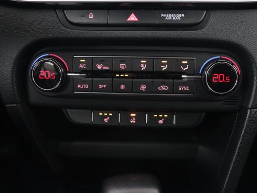 Kia Ceed 1.4 T-GDi DynamicPlusLine | Stoel & stuurverwarming | Adaptive cruise | Trekhaak | Camera | Carpl... ActivLease financial lease