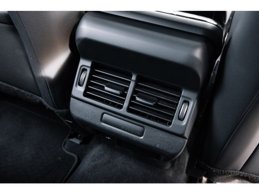 Land Rover Range Rover Evoque P300e AWD R-Dynamic S | Cold Climate | 20 Inch | Dodehoek Assistent | El. achterklep | Keyless Entry ActivLease financial lease