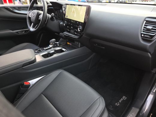 Lexus NX 450h+ AWD Luxury Line | Plug-In | Trekhaak | 1.500kg | Rijklaarprijs incl. garantie | ActivLease financial lease