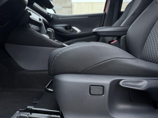 Mazda 2 Hybrid Hybrid 1.5 Homura | Achteruitrijcamera | Stoel/stuurverwarming | Apple Carplay/Android Auto | Cli... ActivLease financial lease