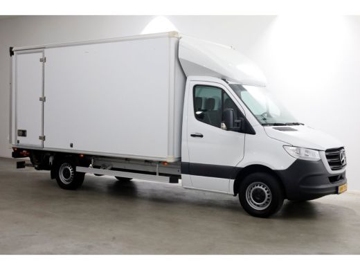 Mercedes-Benz Sprinter 317 CDI 170pk 9G Automaat Bakwagen met laadklep en zijdeur 02-2022 ActivLease financial lease