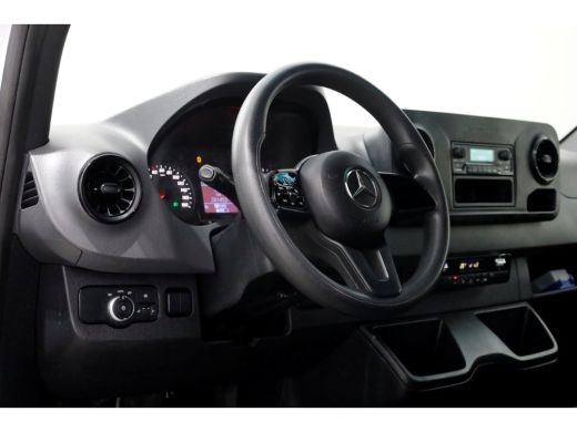 Mercedes-Benz Sprinter 317 CDI 170pk 9G Automaat Bakwagen met laadklep en zijdeur 02-2022 ActivLease financial lease