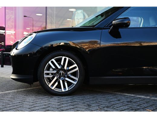 Mini 3-Deurs Cooper E / Classic / Pakket L / 17" Parallel Spoke 2-tone ActivLease financial lease
