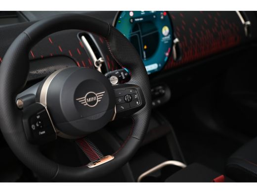 Mini Countryman S ALL4 Automaat / John Cooper Works / Pakket L / 20" John Cooper Works Flag Spoke 2-tone ActivLease financial lease