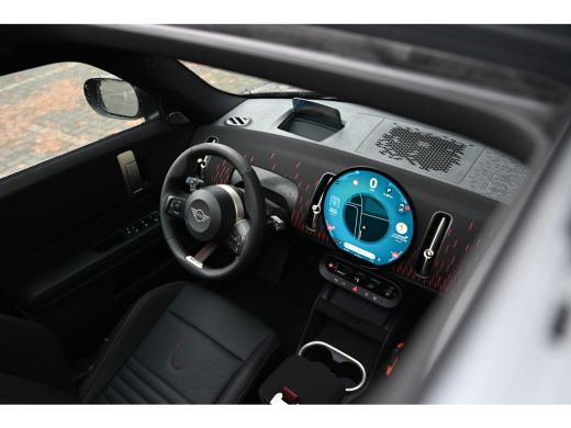 Mini Countryman S ALL4 Automaat / John Cooper Works / Pakket L / 20" John Cooper Works Flag Spoke 2-tone ActivLease financial lease