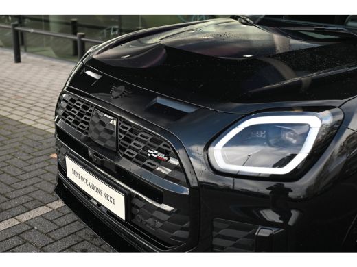 Mini Countryman S ALL4 Automaat / John Cooper Works / Pakket L / 20" John Cooper Works Flag Spoke 2-tone ActivLease financial lease
