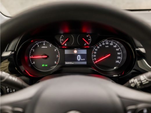 Opel Corsa 1.2 Sport (APPLE CARPLAY, GROOT NAVI, PARKEERSENSOREN, GETINT GLAS, SPORTSTOELEN, CRUISE, DAB+, N... ActivLease financial lease