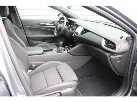 Opel Insignia Sports Tourer 2.0 CDTI 175PK BUSINESS ELEGANCE / NAVI / LEDER / XENON / CLIMA / LED / PDC / 18" L... ActivLease financial lease