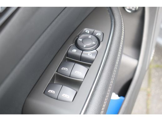 Opel Insignia Sports Tourer 2.0 CDTI 175PK BUSINESS ELEGANCE / NAVI / LEDER / XENON / CLIMA / LED / PDC / 18" L... ActivLease financial lease