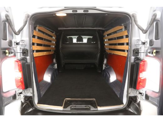 Opel Vivaro 2.0 CDTI L3H1 | DC | 360&deg; CAM | Cruise | Trekh. | Airco | Carplay | Navi | Parkeersens. ActivLease financial lease