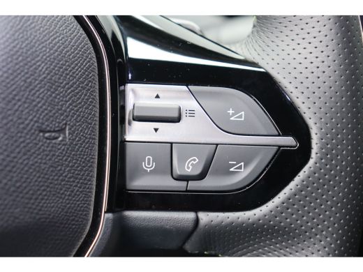 Peugeot 308 SW 1.2 HYBRID 136PK GT PACK AUTOMAAT / NAVI / LEDER / CLIMA / PDC / 18" LMV / CAMERA / KEYLESS / ... ActivLease financial lease