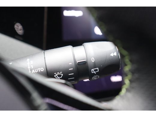 Peugeot 308 SW 1.2 HYBRID 136PK GT PACK AUTOMAAT / NAVI / LEDER / CLIMA / PDC / 18" LMV / CAMERA / KEYLESS / ... ActivLease financial lease