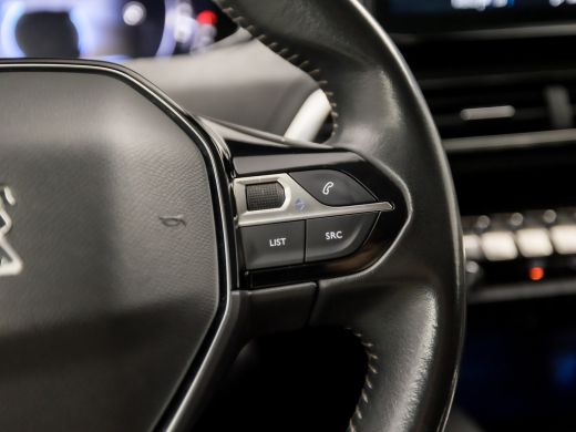 Peugeot 5008 1.2 PureTech Sport 7 Persoons (FACELIFT, APPLE CARPLAY, GROOT NAVI, 360 CAMERA, GETINT GLAS, SPOR... ActivLease financial lease