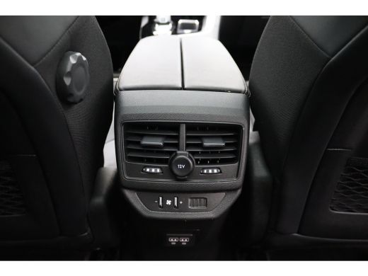 Peugeot 5008 1.6 PureTech GT Pack Business Automaat | 2 stoelen op derde rij | Airco (automatisch) | Apple Car... ActivLease financial lease