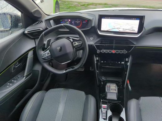 Peugeot e-208 EV GT 50 kWh | Fase 3 laden | Nieuw model | BTW | Navigatie | Camera voor + achter | ActivLease financial lease