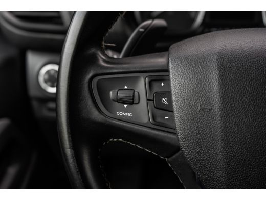 Peugeot Expert 2.0 BlueHDI 122PK | L3H1 | DC | Xenon | Automaat | Schakelflippers | Carplay | Camera | 5-Persoon ActivLease financial lease