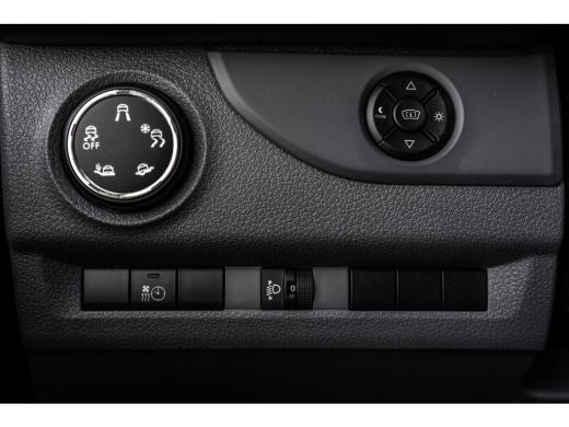 Peugeot Expert 2.0 BlueHDI 122PK | L3H1 | DC | Xenon | Automaat | Schakelflippers | Carplay | Camera | 5-Persoon ActivLease financial lease