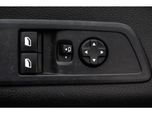 Peugeot Expert 2.0 BlueHDI 122PK | L3H1 | DC | Xenon | Automaat | Schakelflippers | Carplay | Camera | 5-Persoon ActivLease financial lease