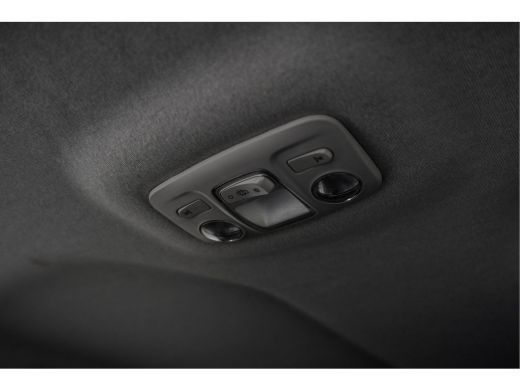 Peugeot Expert 2.0 BlueHDI 122PK | L3H1 | DC | Xenon | Automaat | Schakelflippers | Carplay | Camera | 5-Persoon ActivLease financial lease