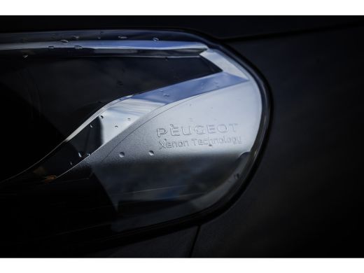 Peugeot Expert 2.0 BlueHDI 122PK | L3H1 | DC | Xenon | Automaat | Schakelflippers | Carplay | Camera | 5-Persoon ActivLease financial lease