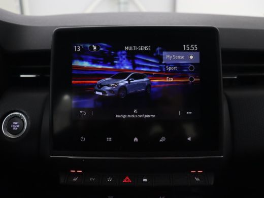 Renault Clio 1.6 E-Tech Hybrid 140 Intens | Stoelverwarming | Camera | Carplay | Stuurverwarming | Half leder ... ActivLease financial lease