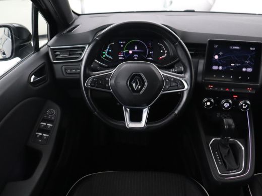 Renault Clio 1.6 E-Tech Hybrid 140 Intens | Stoelverwarming | Camera | Carplay | Stuurverwarming | Half leder ... ActivLease financial lease