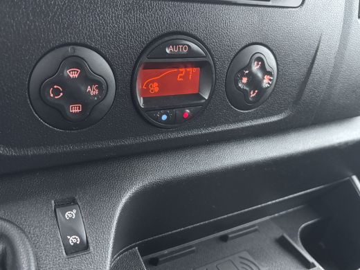 Renault Master T35 2.3 dCi 145 L3 Energy EURO VI | Dhollandia Laadklep | 3 Zitplaatsen | Stoel Luchtgeveerd ActivLease financial lease