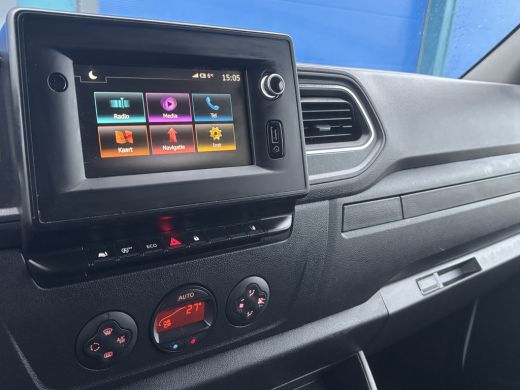 Renault Master T35 2.3 dCi 145 L3 Energy EURO VI | Dhollandia Laadklep | 3 Zitplaatsen | Stoel Luchtgeveerd ActivLease financial lease