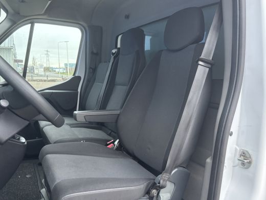 Renault Master T35 2.3 dCi 145 L3 Energy EURO VI | Dhollandia Laadklep | 3 Zitplaatsen | Stoel Luchtgeveerd ActivLease financial lease