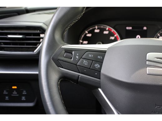 Seat Leon 1.0 TSI REFERENCE | NL-AUTO! | DEALER OH | CRUISE CONTROL | LANE ASSIST | CLIMA | NAVI KEYLESS ST... ActivLease financial lease