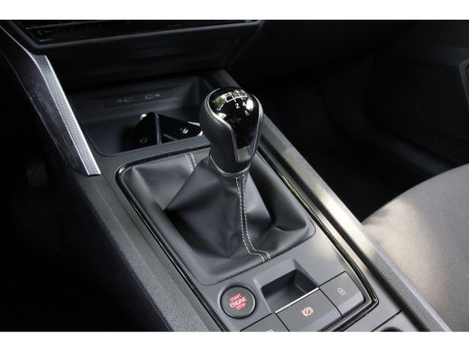 Seat Leon 1.0 TSI REFERENCE | NL-AUTO! | DEALER OH | CRUISE CONTROL | LANE ASSIST | CLIMA | NAVI KEYLESS ST... ActivLease financial lease