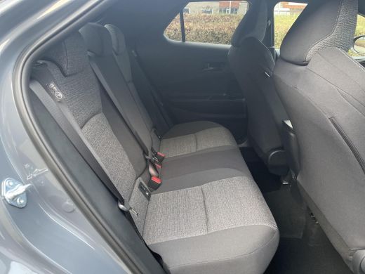 Toyota C-HR 1.8 Hybrid 140 Dynamic ActivLease financial lease