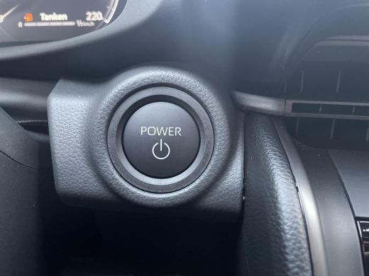 Toyota C-HR 1.8 Hybrid 140 Dynamic ActivLease financial lease