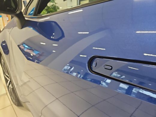 Toyota C-HR 2.0 Plug-in Hybrid 220 GR SPORT ActivLease financial lease