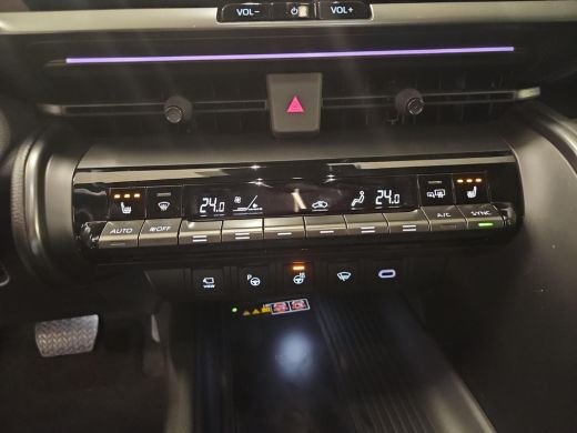 Toyota C-HR 2.0 Plug-in Hybrid 220 GR SPORT ActivLease financial lease